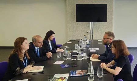 Министр образования Азербайджана провел встречу с представителем Times Higher Education