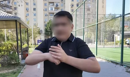 В Баку школьника с инвалидностью лишают домашнего обучения вопреки рискам: мать бьет тревогу