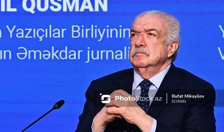 Михаил Гусман прибыл в Баку