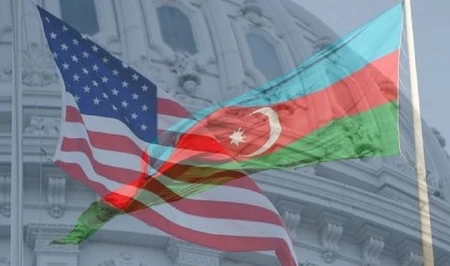 Растущая роль Азербайджана в космосе: визит дипломатов США в Космический центр