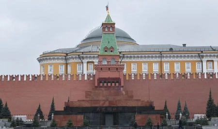 Мавзолей Ленина временно закроет двери для посетителей