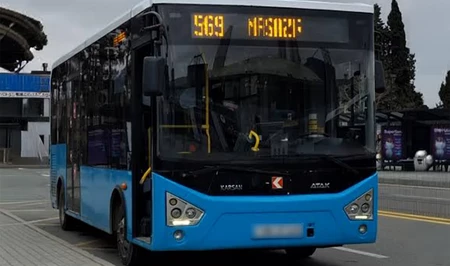 Пассажиры жалуются на маршрутные автобусы: Приезжают раз в 30 минут