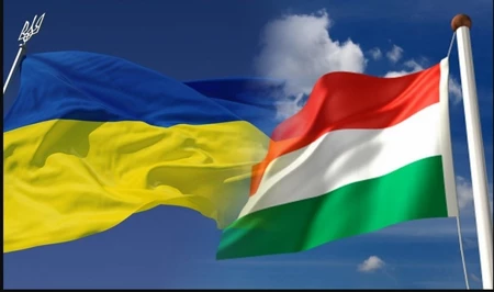 МИД Украины отменил рекомендацию не ездить в Венгрию после поражения партии Орбана