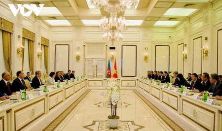 Сахиба Гафарова пригласила спикера парламента Вьетнама посетить Азербайджан
