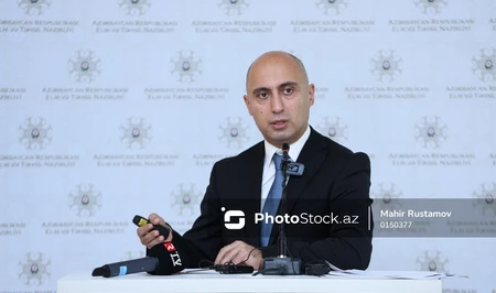 Эмин Амруллаев рассказал о перспективах организации автобусных перевозок учащихся