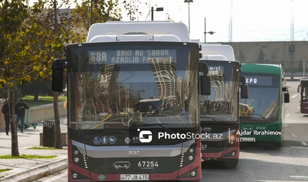 Пассажиры жалуются на жару в автобусах: BakuBus разъяснил ситуацию с кондиционерами