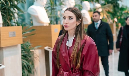Алёна Алиева посетила Международный центр мугама