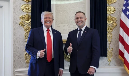 Президент Польши обсудил с Трампом инцидент с дронами
