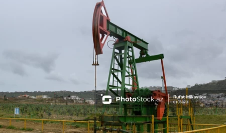 Азербайджанская нефть Azeri Light продолжает расти в цене на мировых торгах