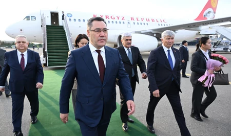 Президент Кыргызстана прибыл в Азербайджан