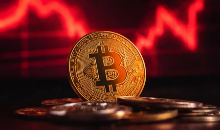 Стоимость биткоина опустилась на торгах ниже $65 тысяч