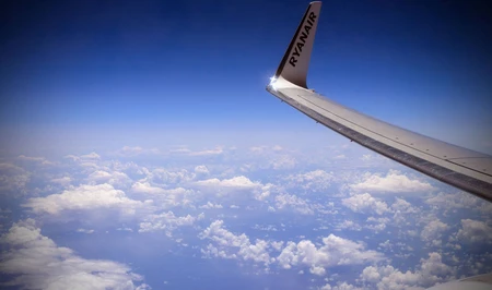 Экстренная посадка Ryanair: 18 пострадавших при пожаре на борту самолета в Испании