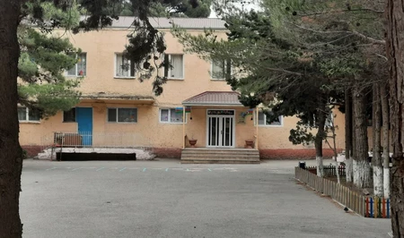 В детском саду Сумгайыта обнаружены предметы, похожие на снаряды: проведена срочная эвакуация
