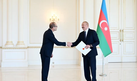 Президент Ильхам Алиев принял верительные грамоты новоназначенного посла Израиля