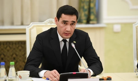 Президент Туркменистана подтвердил курс на развитие сотрудничества с Азербайджаном