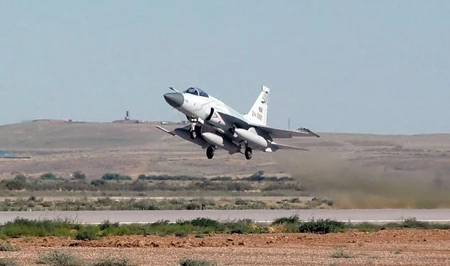 Азербайджанские лётчики отработали боевые задачи в воздухе