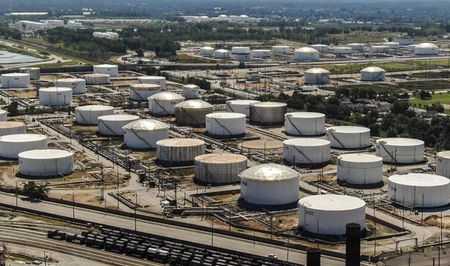 Bloomberg узнал о планах Белого дома не сбивать цены на нефть резервом