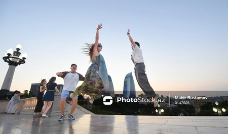 Иностранные гости в Баку: атмосфера города, которая объединяет - ФОТОРЕПОРТАЖ