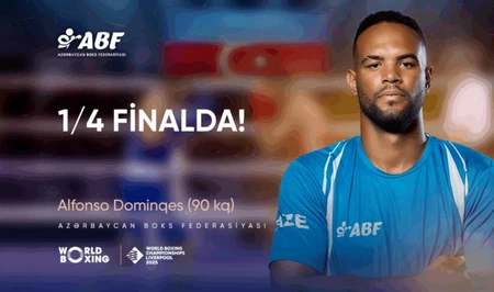 Азербайджанский боксер вышел в четвертьфинал чемпионата мира