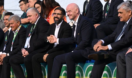 Президент FIFA восхитился открытием исторического турнира среди юных футболистов в Баку