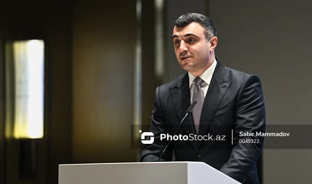 Глава Центробанка Азербайджана призвал клиентов выбирать банки по стоимости услуг