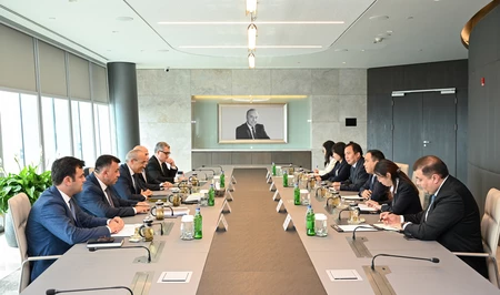 Микаил Джаббаров провел переговоры с руководством China National Chemical Engineering