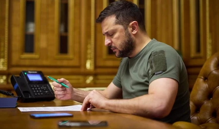 Патриарх Кирилл, Ани Лорак, Николай Басков: кого Володимир Зеленский лишил госнаград