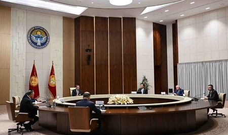 Садыр Жапаров провел встречу с главами Совбезов стран ОТГ в Бишкеке