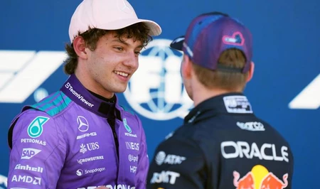 Антонелли повторил достижение Сенны и Шумахера по первым поулам в Формуле-1
