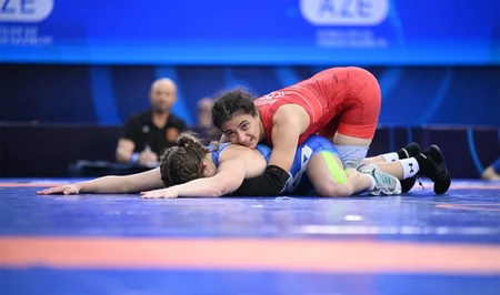Две азербайджанские спортсменки сохраняют шансы на медали чемпионата мира U-17