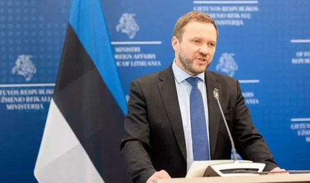 Глава МИД Эстонии находится с визитом в Баку