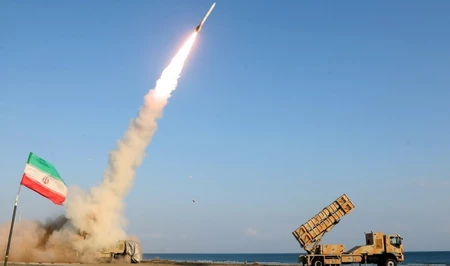 Иран нанес очередные удары по объектам США в Бахрейне и Кувейте