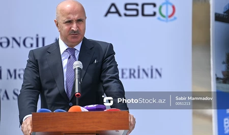 Президент наградил Рауфа Велиева орденом «За службу Отечеству»