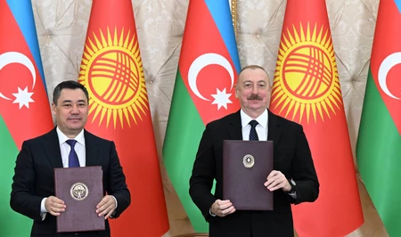 Между президентами Азербайджана и Кыргызстана состоялась церемония обмена документами