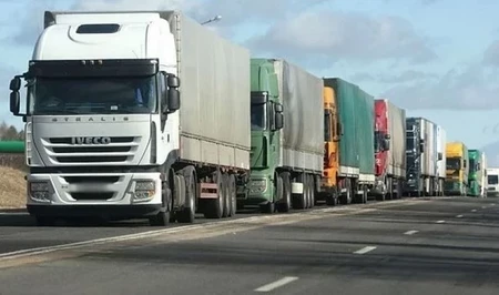 В Ассоциации перевозчиков объяснили задержки азербайджанских грузовиков на границе с Грузией