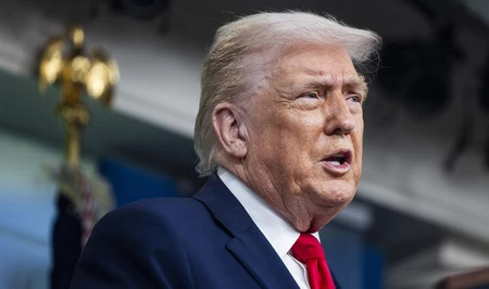 Трамп заявил о частичном открытии Ормузского пролива
