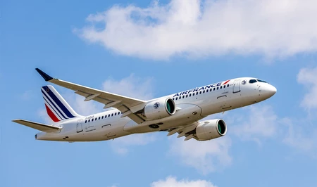 Самолет Air France подал сигнал бедствия по пути в Париж