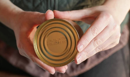 Фальсификация сроков годности продуктов: какие меры предусмотрены законодательством Азербайджана?