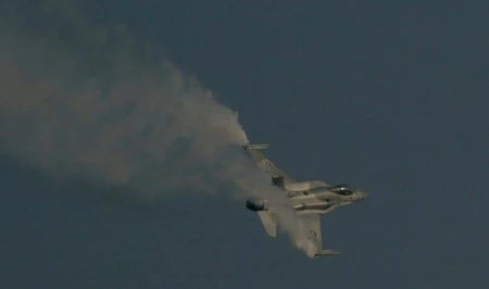СМИ: В Калифорнии разбился истребитель F-16