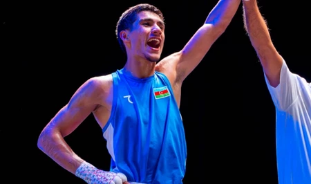 Азербайджанский боксер Субхан Мамедов одолел доминиканца на мировом первенстве в Ливерпуле