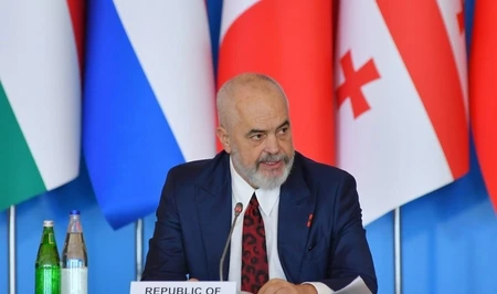 Премьер Албании выразил соболезнования Азербайджану и Казахстану в связи с крушением самолета