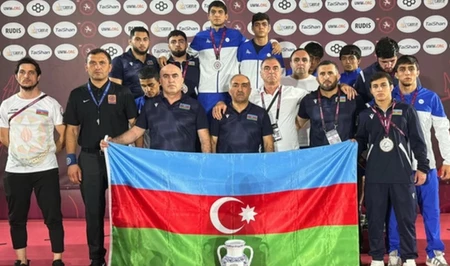 Сборная Азербайджана по вольной борьбе заняла второе место на чемпионате Европы