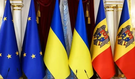 ЕС открывает первый этап переговоров о членстве Украины и Молдовы