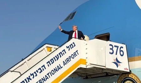 Трамп прибыл в Шарм-эш-Шейх