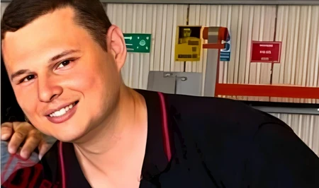 Учительница погибшего пилота: Александр с детства мечтал стать пилотом, как и его отец