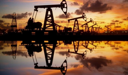 Цена нефти Brent повысилась после переноса встречи по судоходству в Ормузе