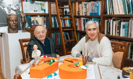 Анар Алакбаров поздравил Омара Эльдарова с 98-летием