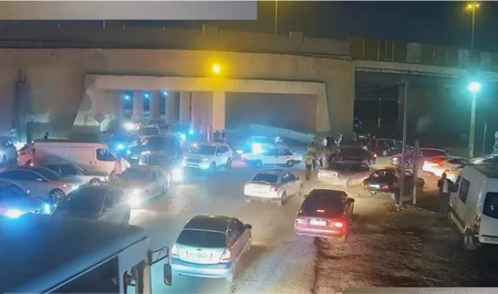 На Говсанской дороге в Баку образовалась пробка из-за ремонтных работ