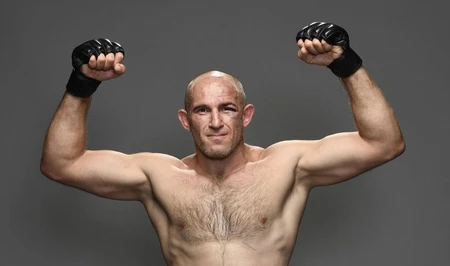 В Баку прошел мастер-класс легенды MMA Алексея Олейника