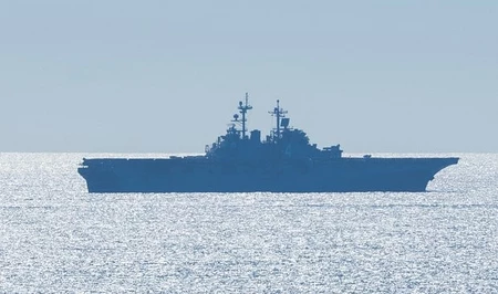 Иран атаковал крылатыми ракетами американские военные корабли у побережья Бахрейна